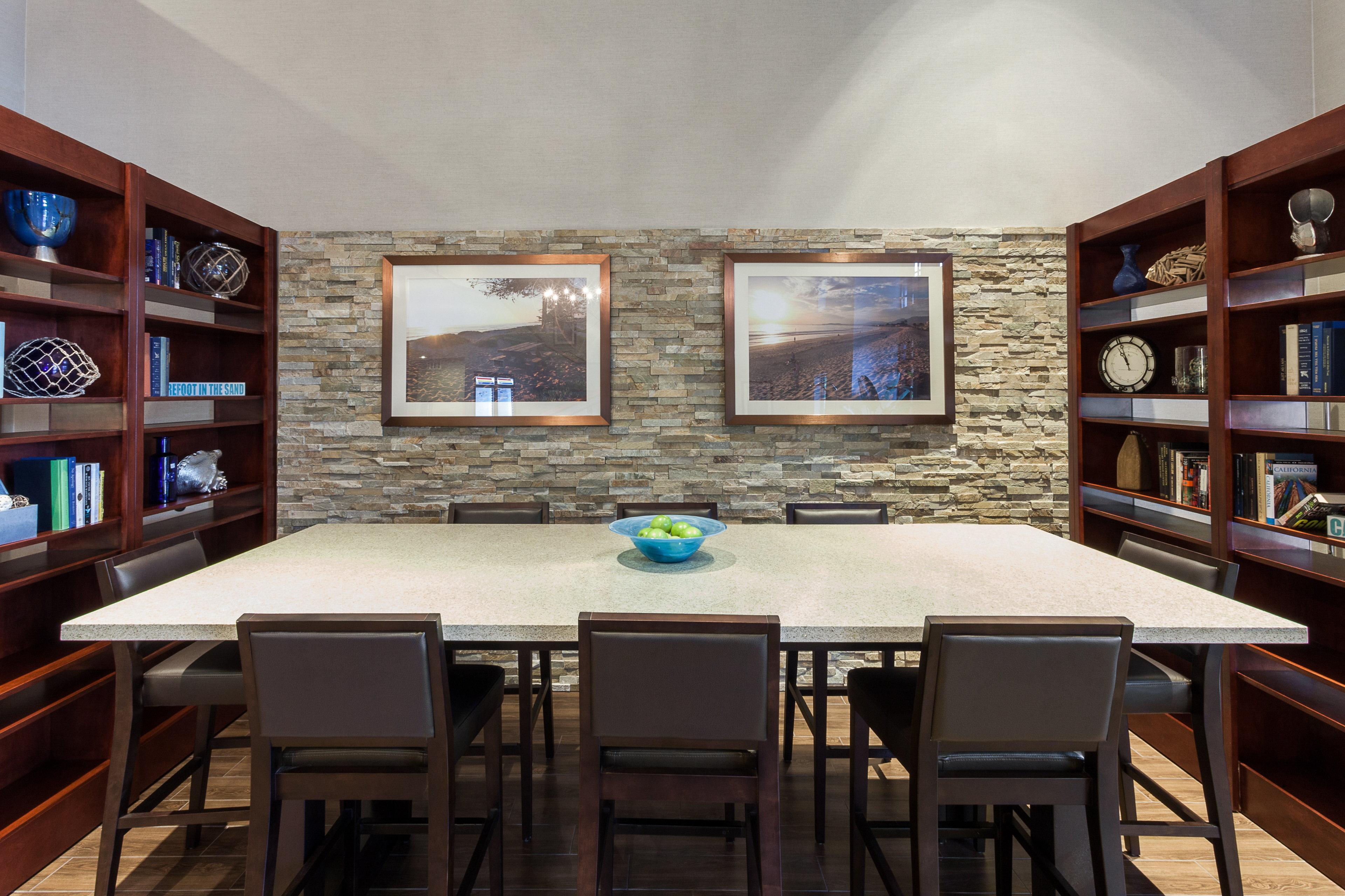 Inn Express & By Ihg Carpinteria