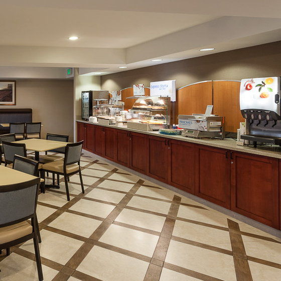 Inn Express & By Ihg 3*